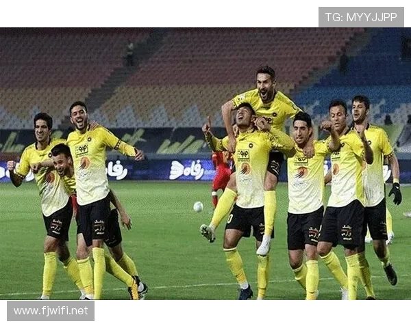 利雅得新月问鼎亚冠实力备受关注，其亚洲最强球队定位引发讨论