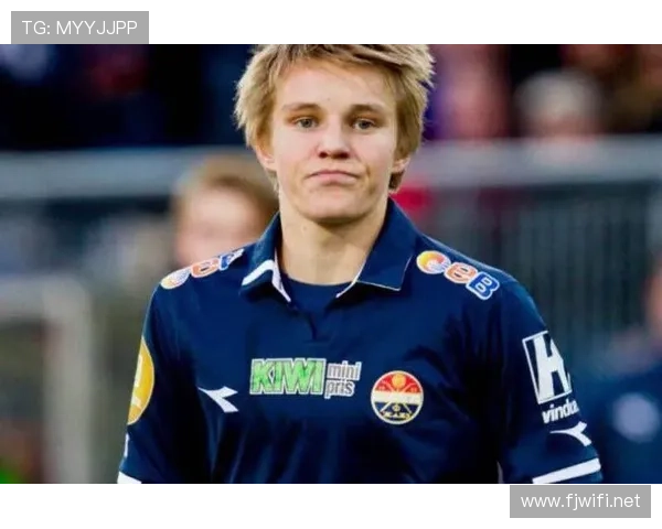 厄德高与格里兹曼战术角色对比:核心差异解析 厄德高与格里兹曼战术角色对比:核心差异解析