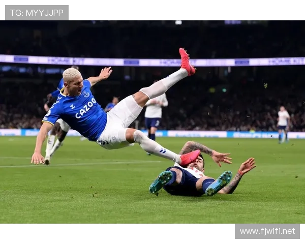 罗梅罗防守凶狠，本赛季表现稳健